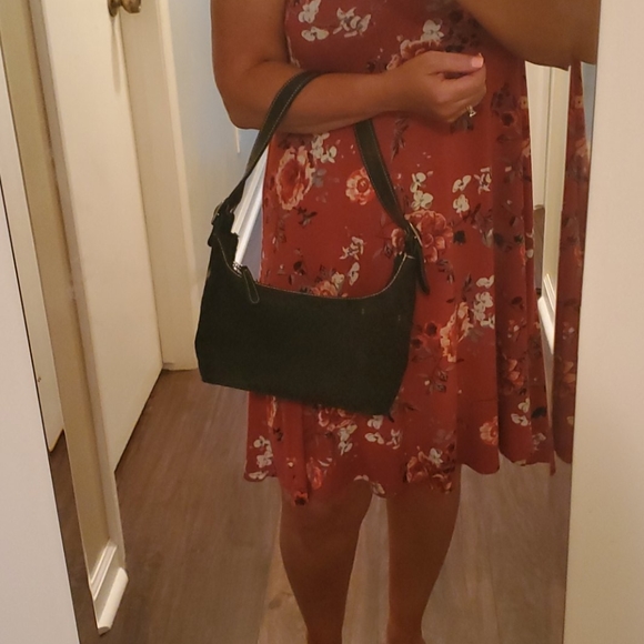 Coach small Black signature handbag - Picture 5 of 6